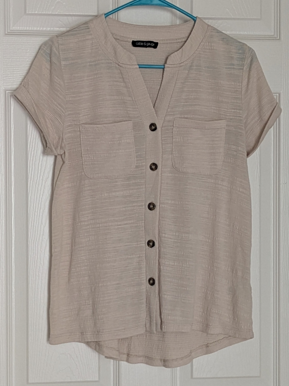 Cable & Gauge Beige Short Sleeve Button Top Textured Knit Pockets Women's Small